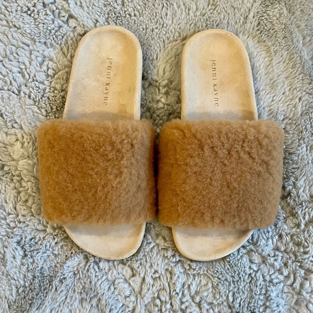 Jenni Kayne Cream Shearling Slides, Excellent pre worn condition